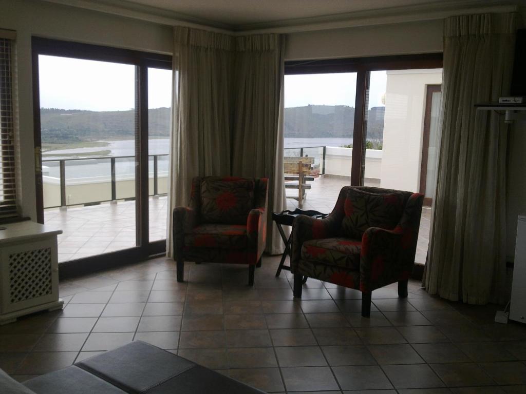 Atlantic Guest House Κνύσνα Δωμάτιο φωτογραφία